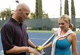 Vnadná tenistka Katie Kox si zašuká s trenérem